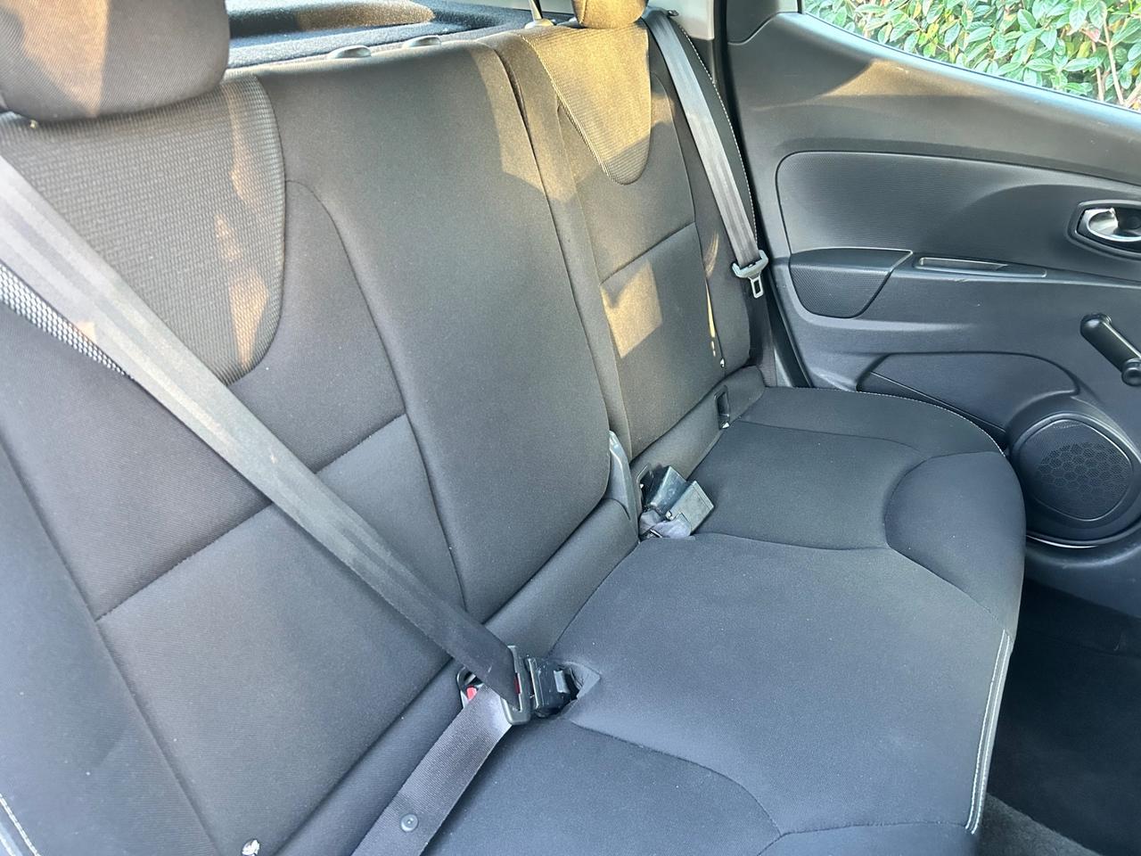 Renault Clio dCi 8V 75 CV Start&Stop 5 porte Energy Duel