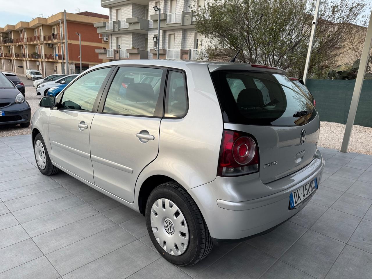 Volkswagen Polo 1.2/70CV 12V 5p. Trendline