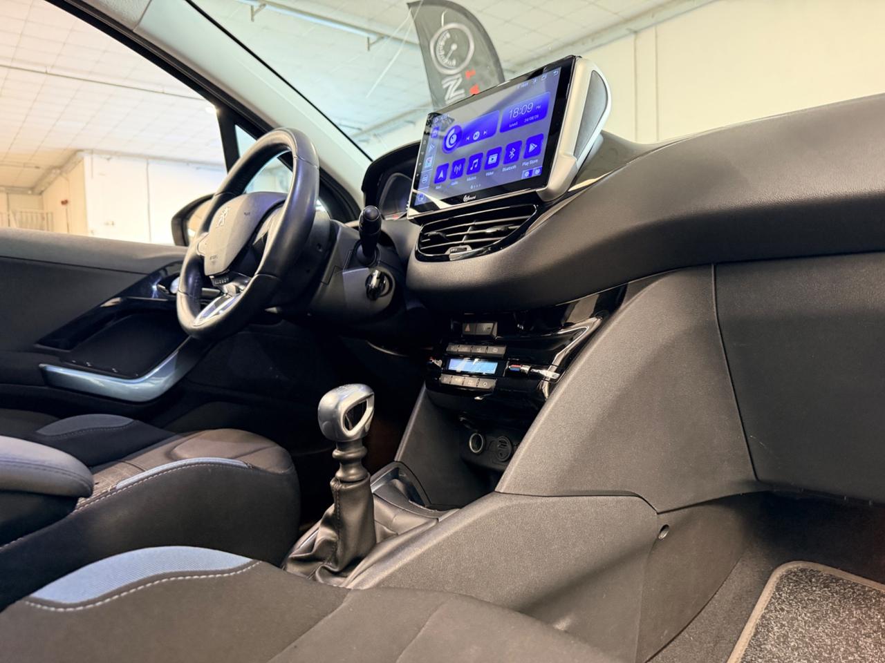 Peugeot 208 1.6 e-HDi 115 CV Stop&Start 5 porte Allure