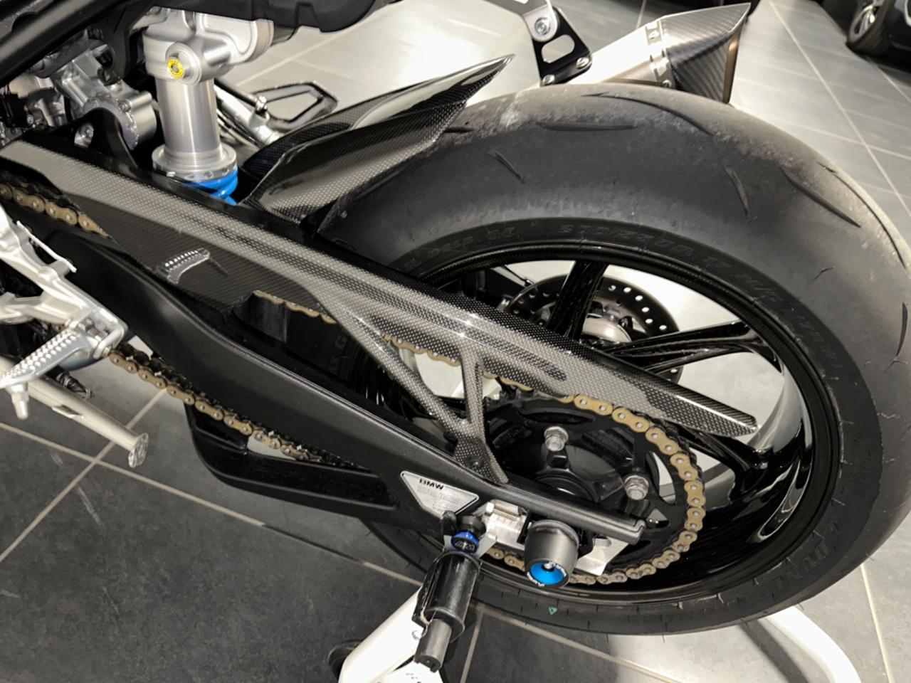 BMW M1000RR 212CV FULL CARBONIO M VERA!! PARI AL NUOVO