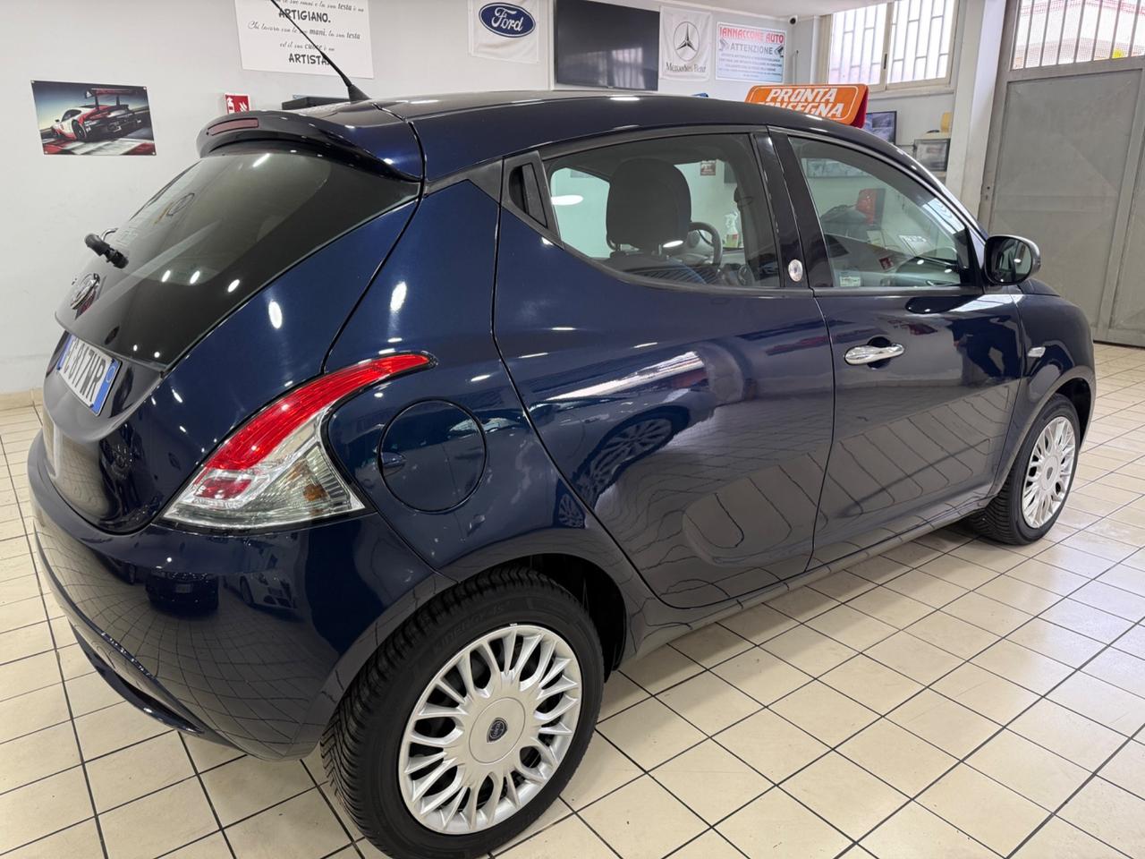 Lancia Ypsilon 1.2 gpl 2016 nuova