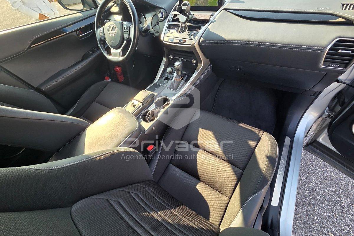 LEXUS NX Hybrid 4WD Business