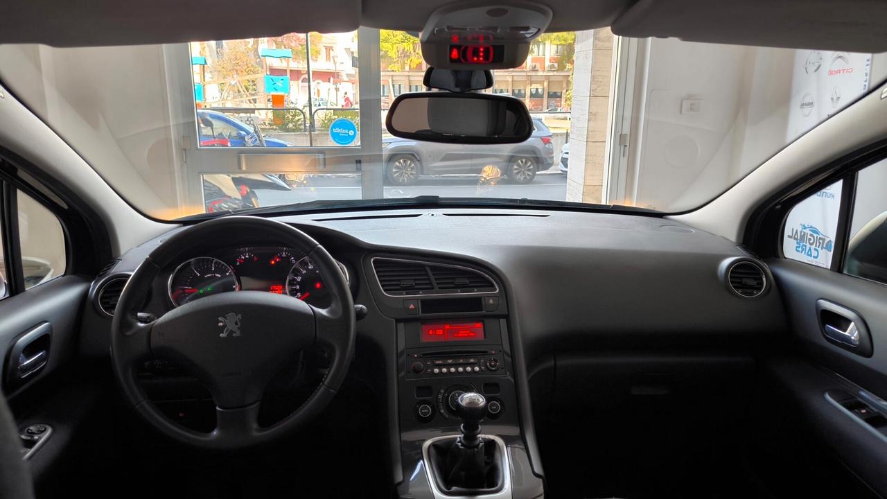 Peugeot 5008 1.6 HDi 112CV Active Mix
