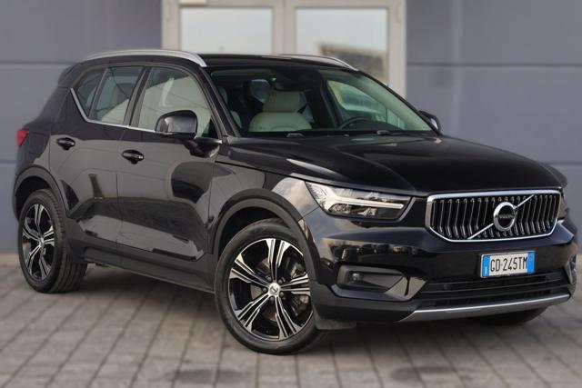 VOLVO XC40 T5 Recharge Plug-in Hybrid Inscription Expression