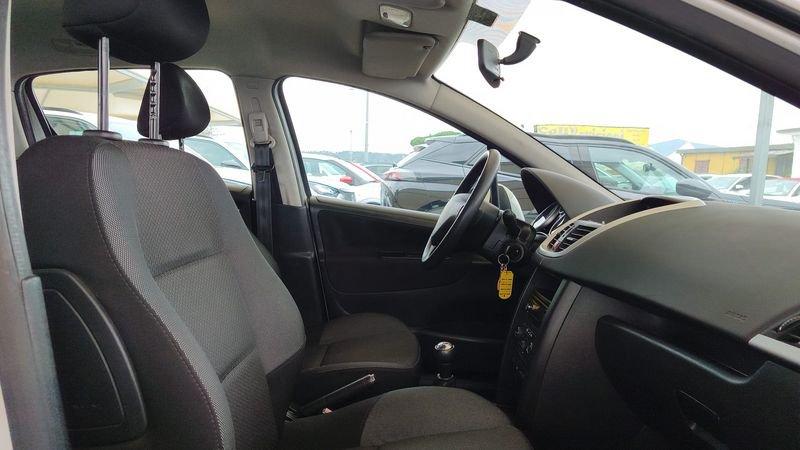 Peugeot 207 207 5p 1.4 hdi X-Line FL