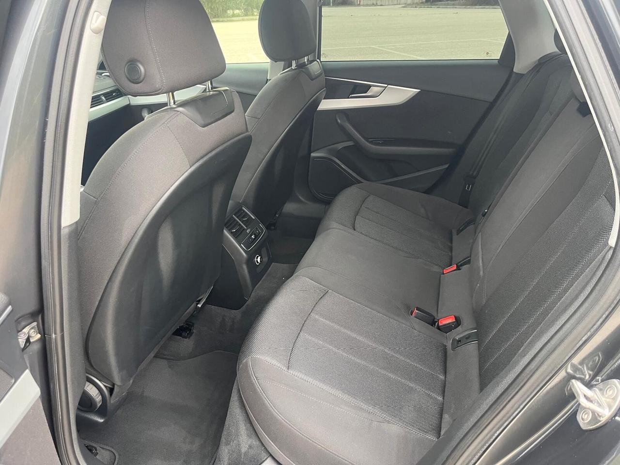 Audi A4 Avant 2.0 TDI 150 CV S tronic Business Sport