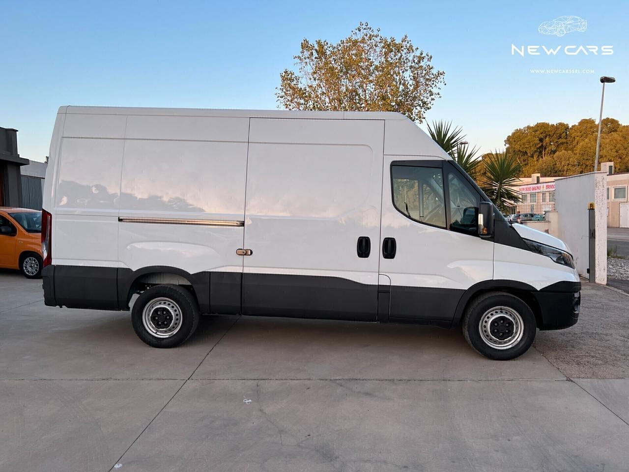 Iveco Daily 35S14SA8V 2.3HPT PLM-TM HI-MATIC