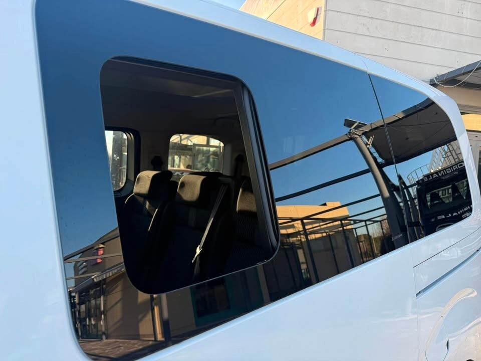 Peugeot Traveller BlueHDi 150 S&S Compact Active