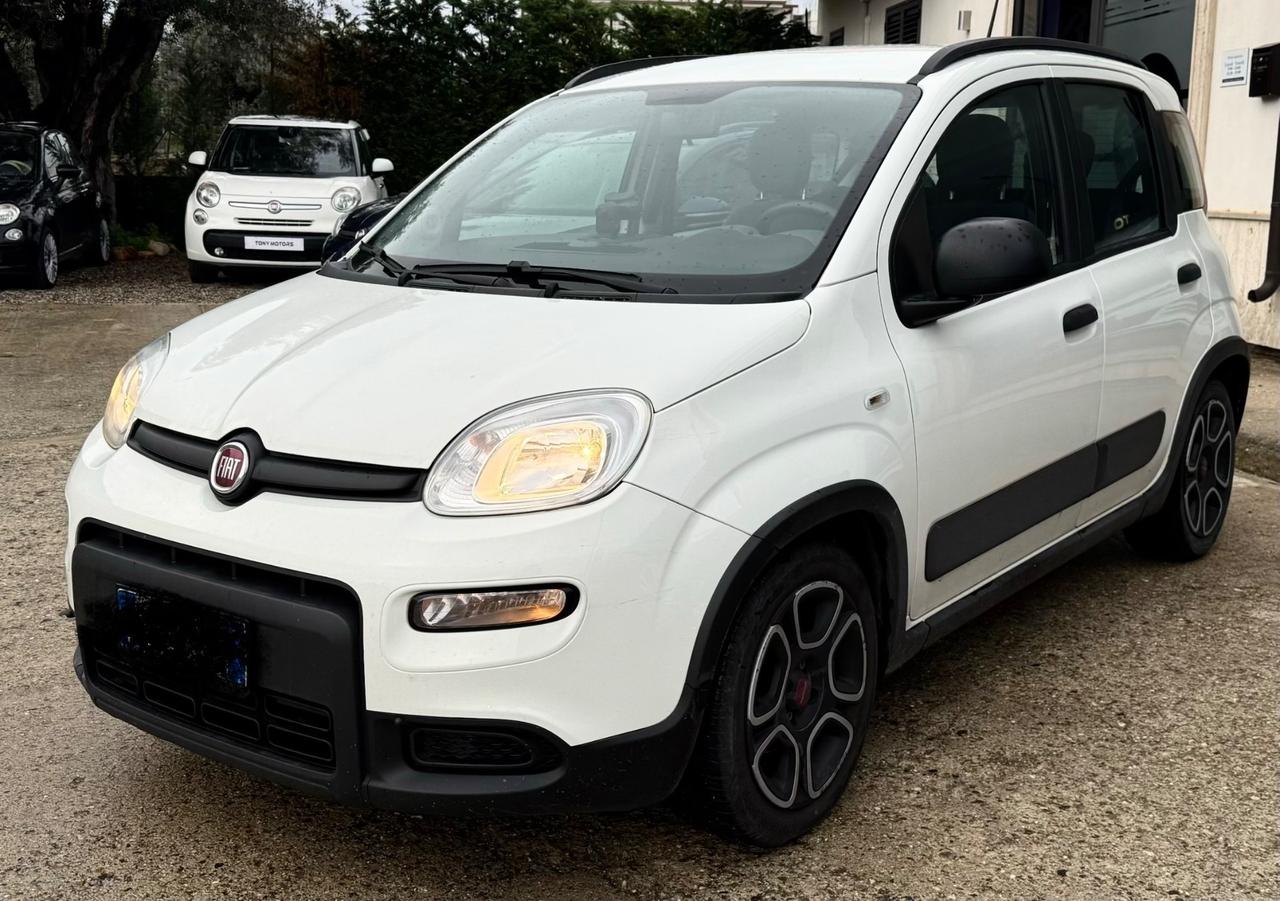Fiat Panda 1.0 FireFly S&S Hybrid City Cross