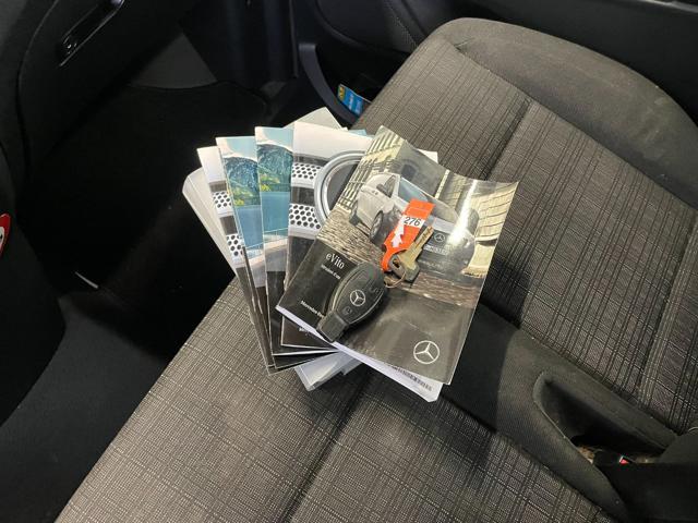 MERCEDES-BENZ eVito FURGONE LONG