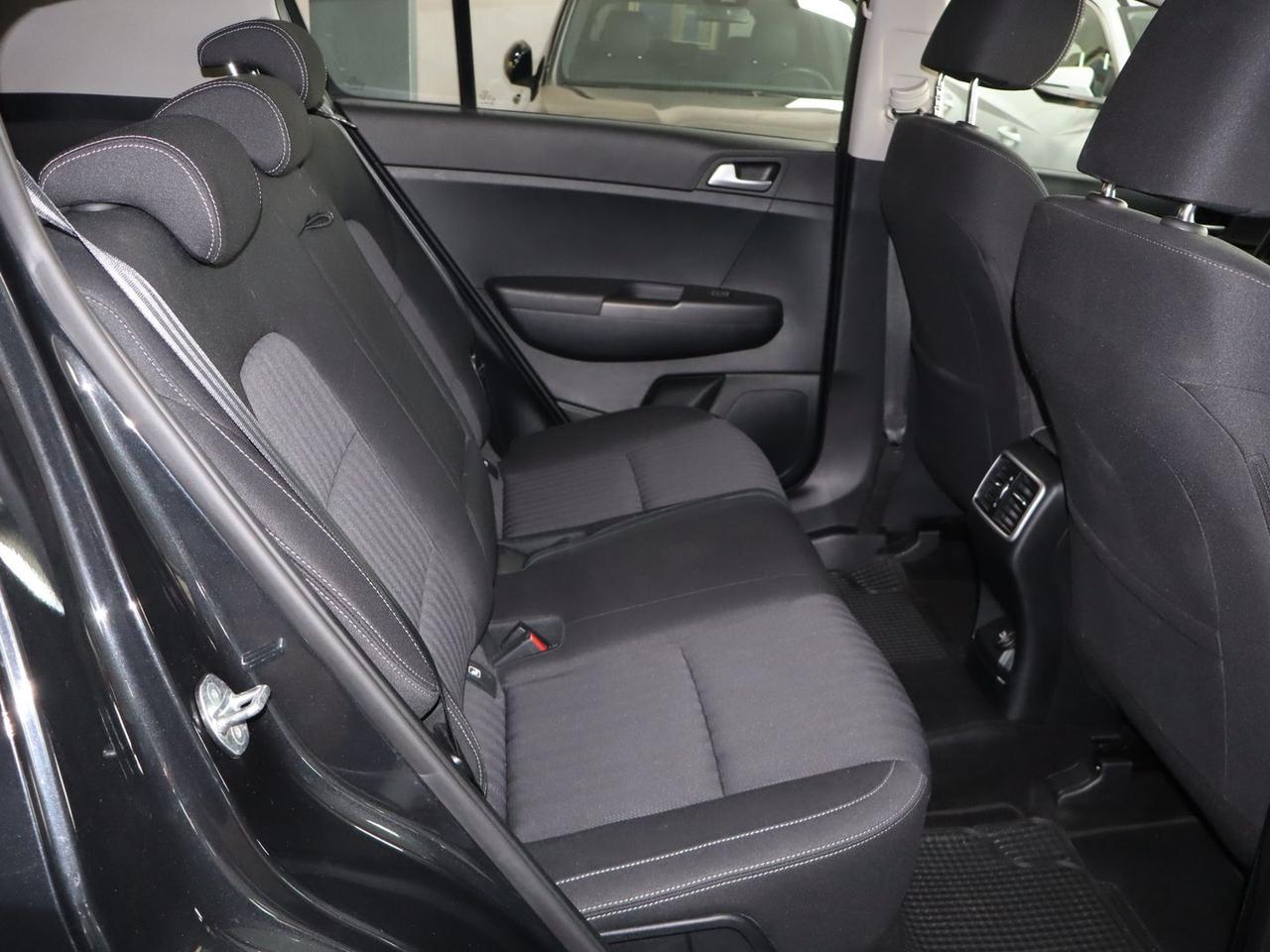 Kia Sportage Black Edition 1.6 CRDi MHEV #10248