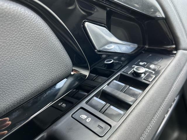 LAND ROVER Range Rover Evoque 2.0D I4 180 CV AWD Auto R-Dynamic SE