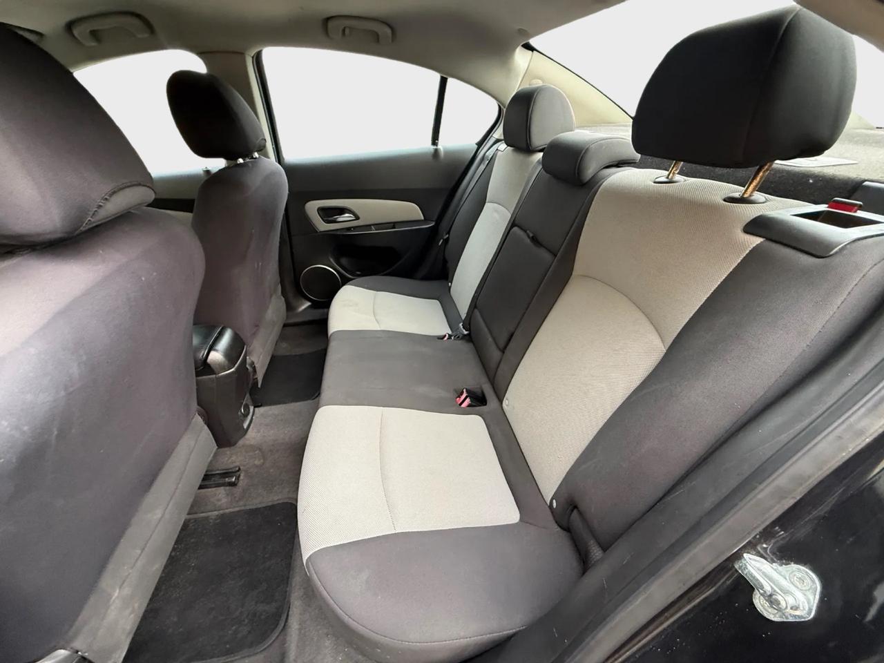 Chevrolet Cruze LS 1.6 benzina 2012