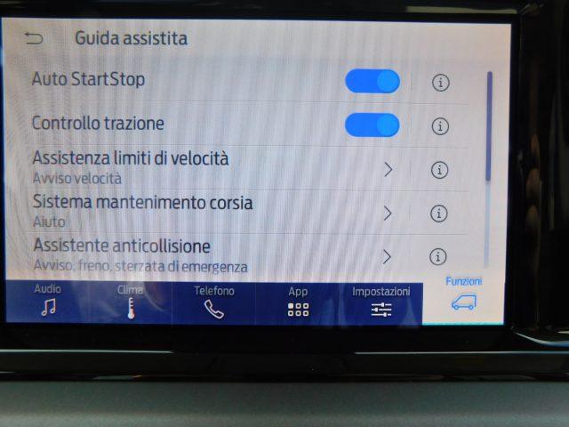 FORD Tourneo Courier 1.0 EcoBoost Powershift Titanium Carplay