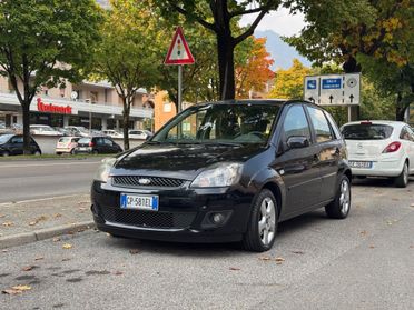 Ford Fiesta 1.4 TDCi 5p.- TAGLIANDATA - OK NEOPATENTATI