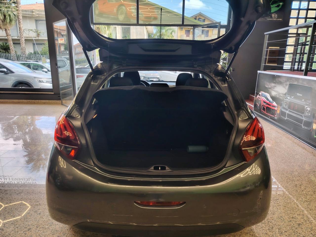 Peugeot 208 BlueHDi 75 5 porte Active