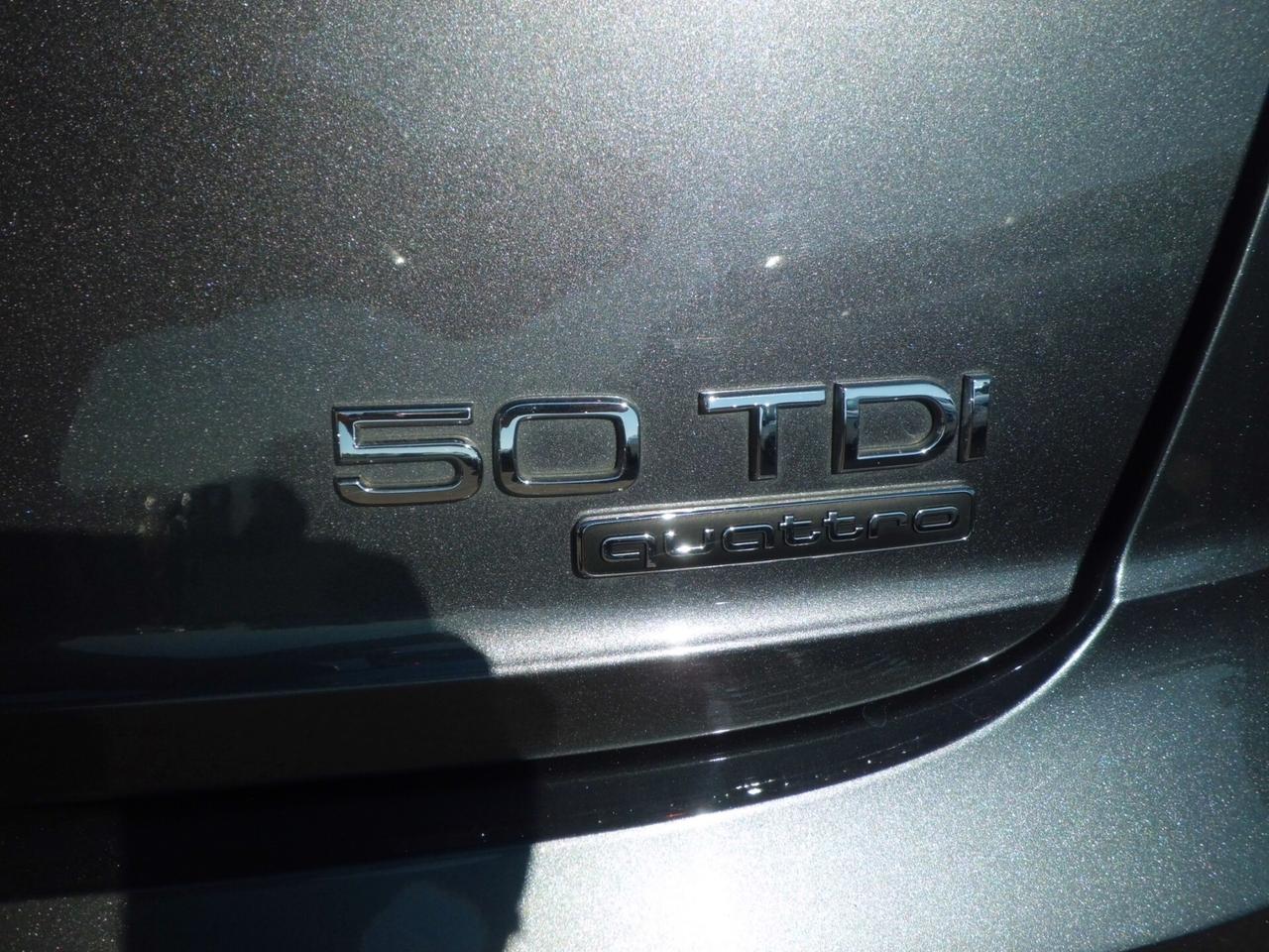 Audi Q8 50 TDI 286 CV quattro tiptronic Sport IPERFULL+4 RUOTE STERZANTI+TETTO APRIBILE+PANORAMICO