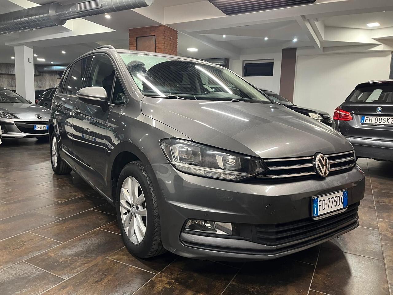 Volkswagen Touran 1.6 TDI DSG Comfortline BlueMotion Technology