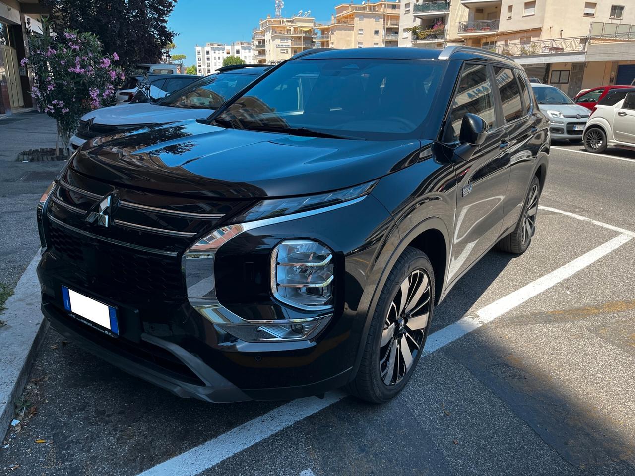 Mitsubishi Outlander 2.4 Phev Intense