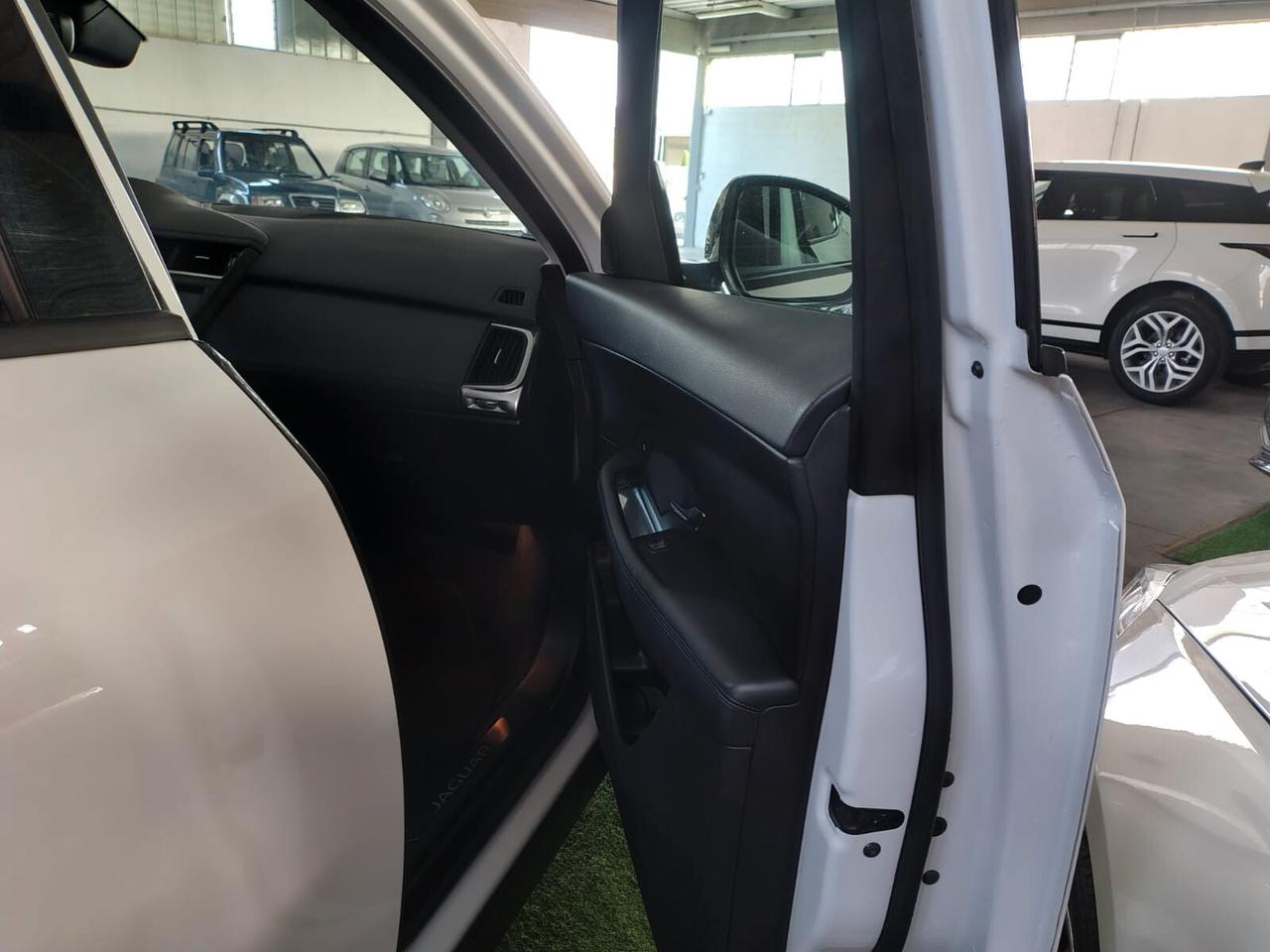 Jaguar E-Pace 2.0D 150 CV AWD