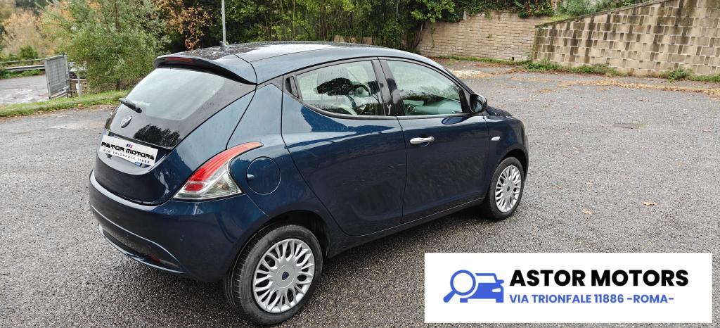 Lancia Ypsilon 5 Porte Ypsilon 1.2 Platinum 69cv my16
