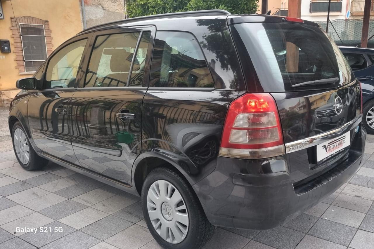 Opel Zafira 1.6 16V ecoM 94CV Cosmo 7 POSTI