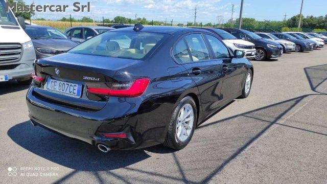 BMW 320 320D 48V BUSINESS ADVANTAGE AUTO - VOLANTE M - GE8