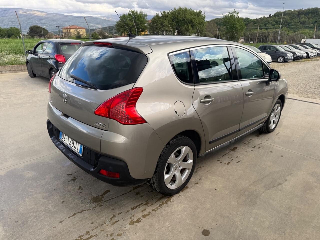Peugeot 3008 1.6 HDi 110CV Premium