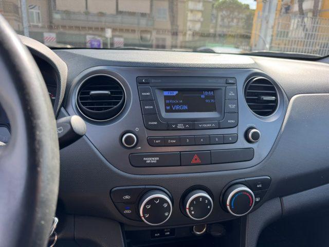 HYUNDAI i10 1.0 12V MPI TECH AUTOMATICA