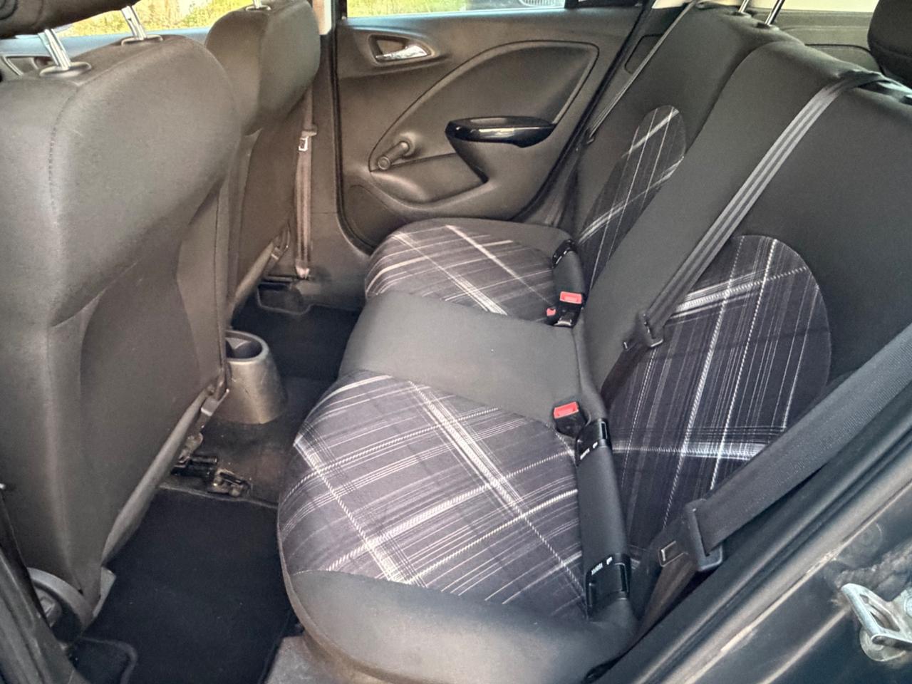 Opel Corsa 1.2 5 porte