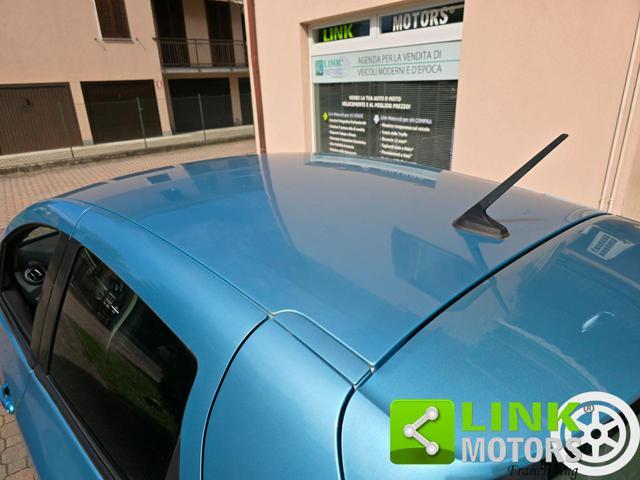 RENAULT ZOE R135 51 kWh 135 CV Electric Batteria a Noleggio