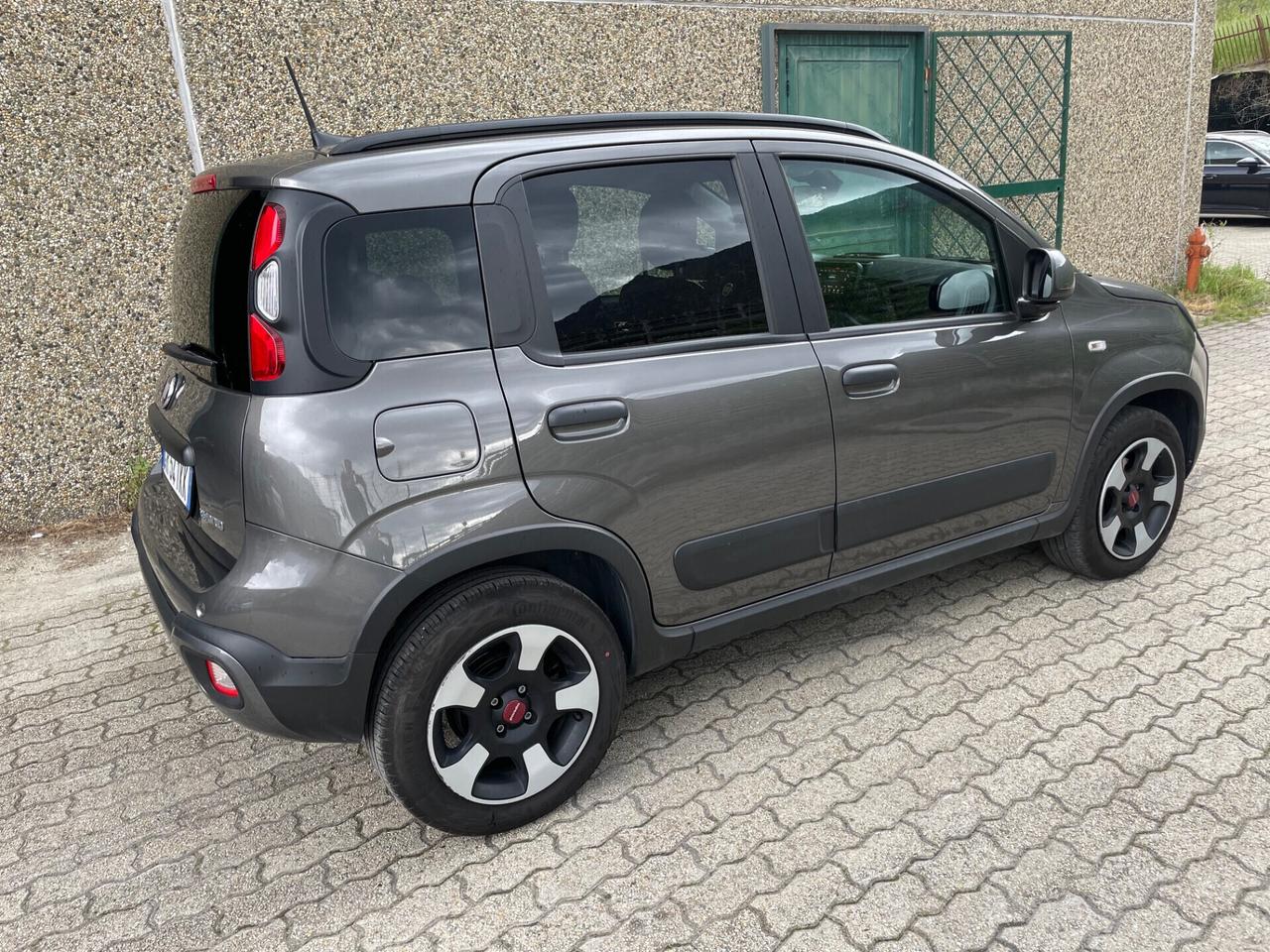 Fiat Panda Cross 1.0 Hybrid -prezzo vero-pari a nuovo
