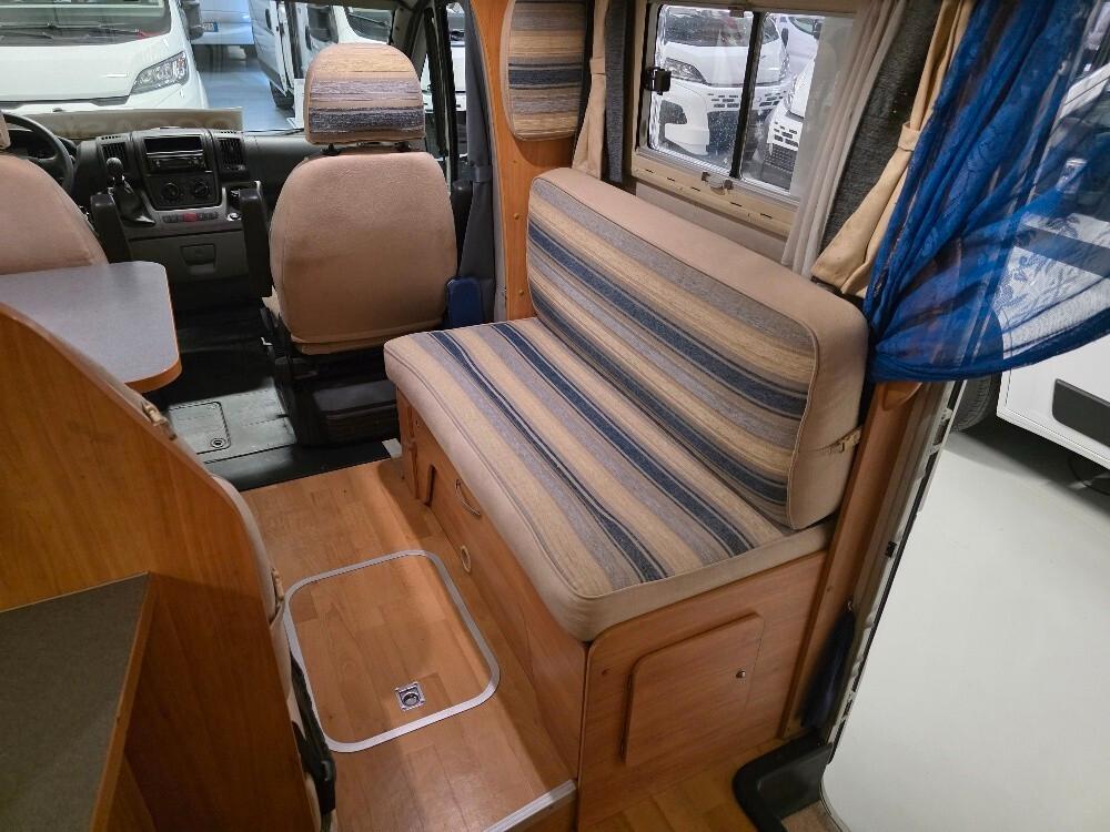 CAMPER ADRIA CORAL S 680 SPL