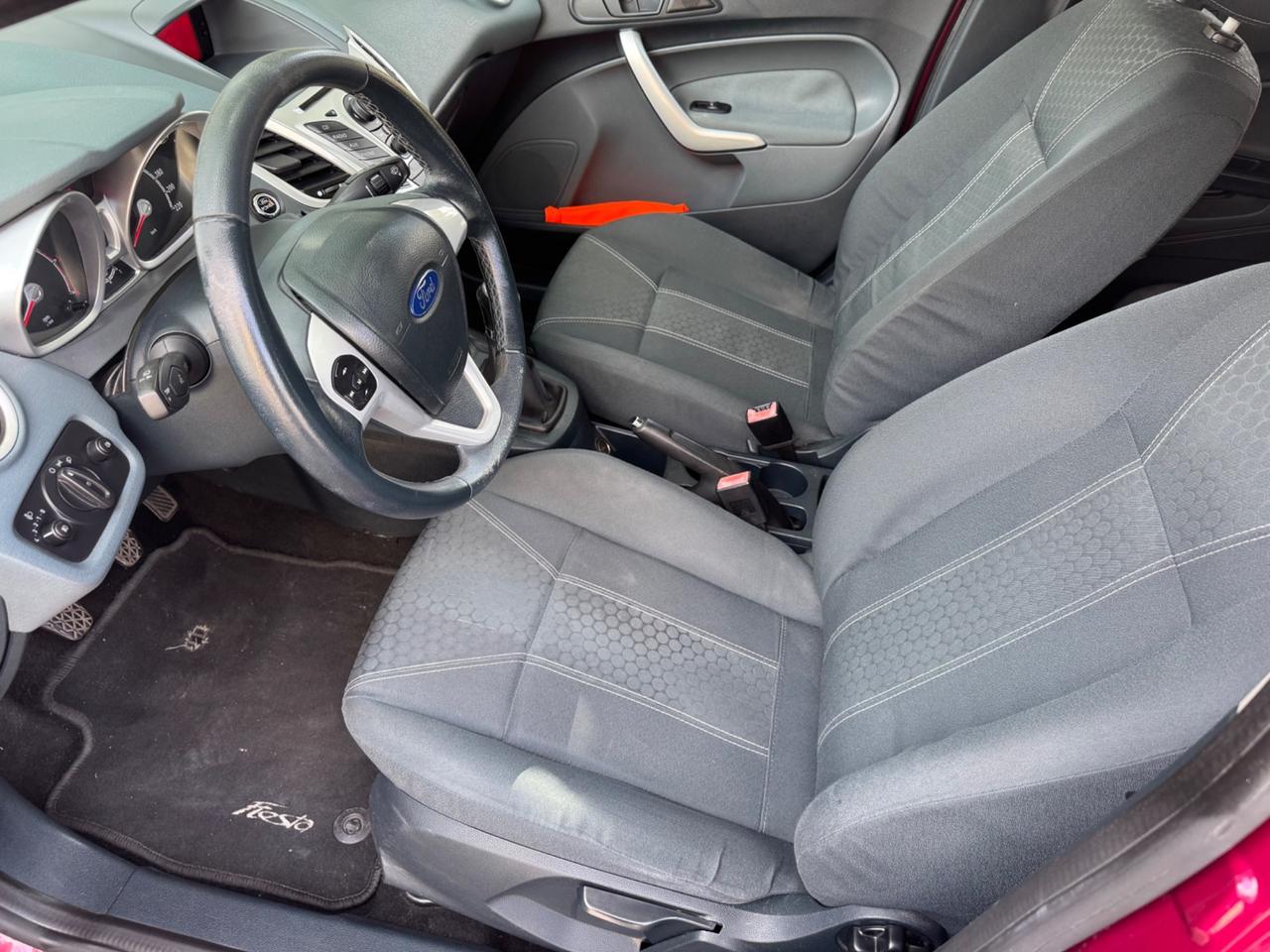 Ford Fiesta 1.6 TDCi 95 CV 5p. Neopaten garanzia 12 m