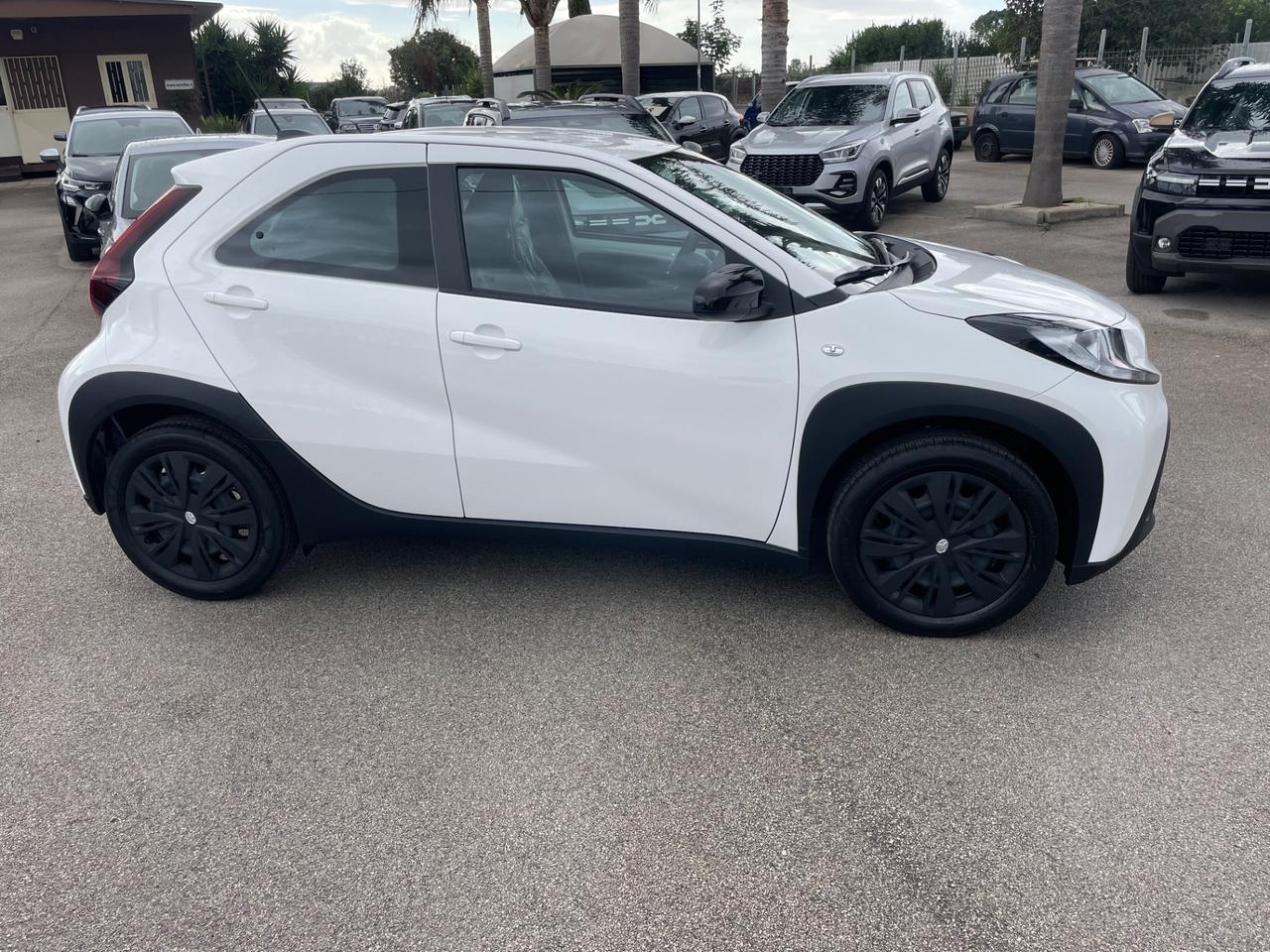 Toyota Aygo X nuova a*f*f*a*r*e