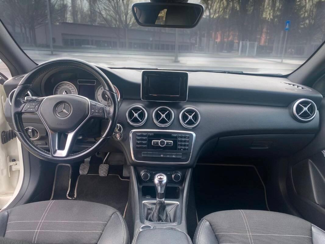Mercedes Classe A Classe A - W176 180 cdi (be) Sport 2013