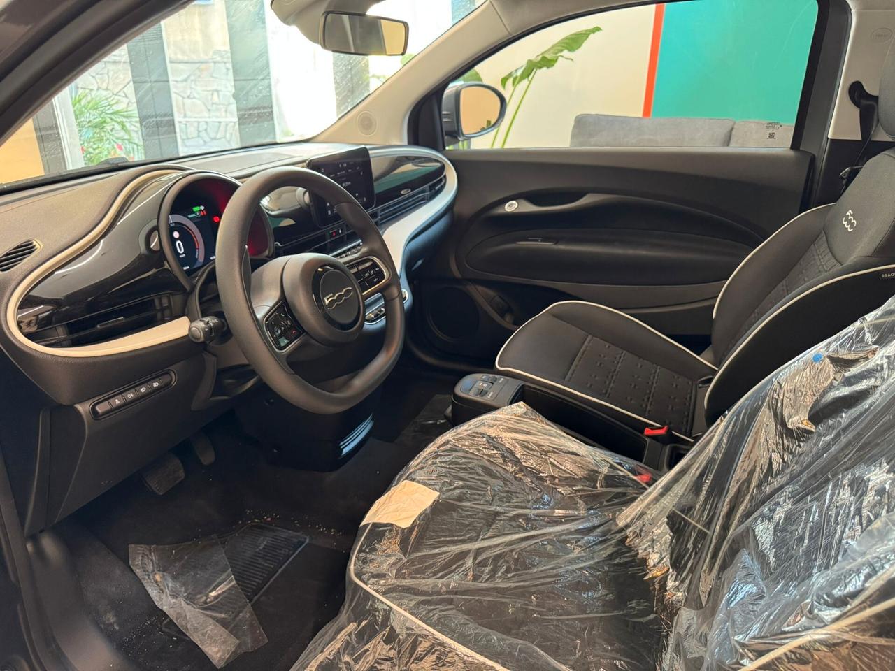 Fiat 500 500e - Action