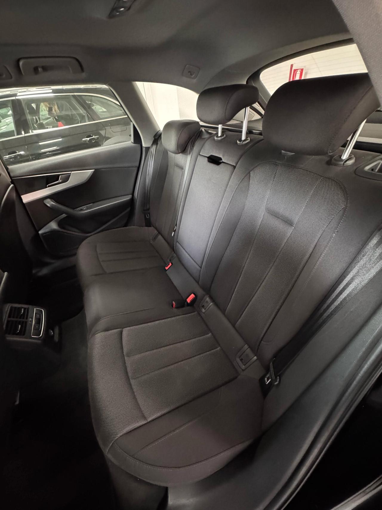 AUDI A4 ALLROAD 2.0 TDI 163CV S-TRONIC Business