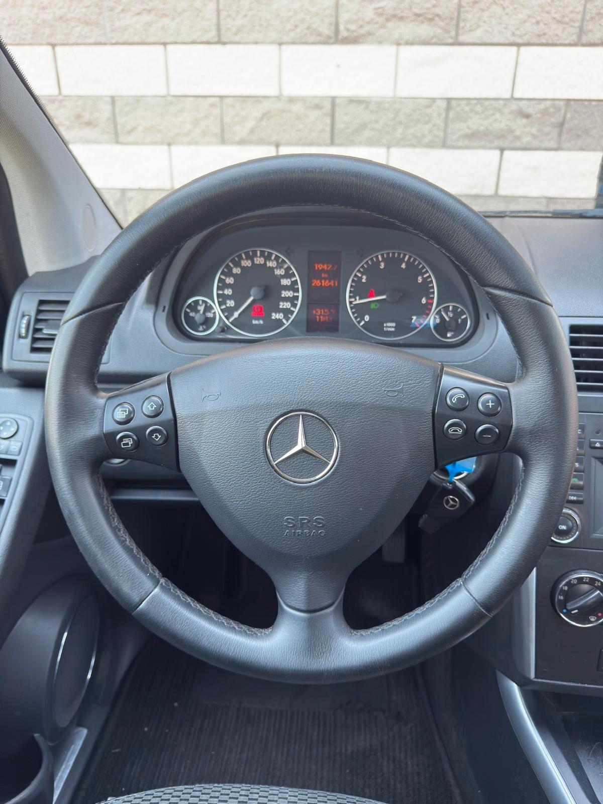 Mercedes-benz A 160 A 160 BlueEFFICIENCY Special Edition