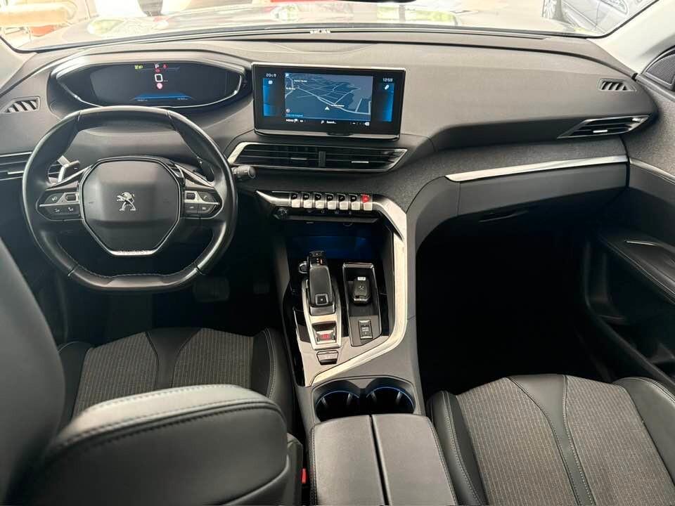 Peugeot 3008 BlueHDi 130 S&S EAT8 Allure