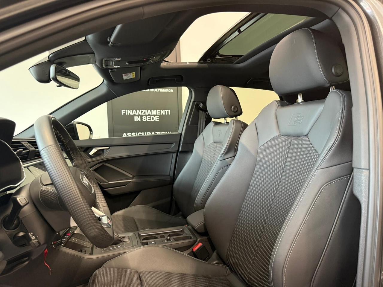 Audi Q3 35 TFSI S tronic S line edition TETTO