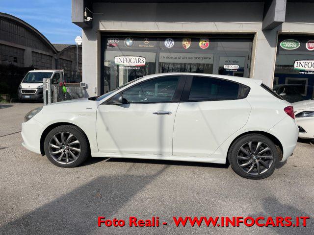 ALFA ROMEO Giulietta 1.6 JTDm-2 105 CV Veloce