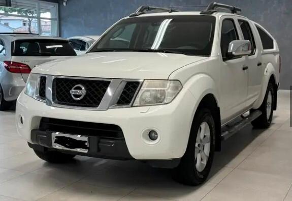 Nissan Navara 2.5 dCi 190CV 4 porte Double Cab LE Platinum