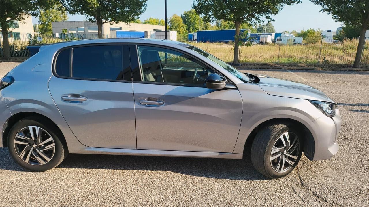 Peugeot 208 PureTech 100 Stop&Start EAT8 5 porte Allure-COME NUOVA POCHISSIMI KM SOLO 37000