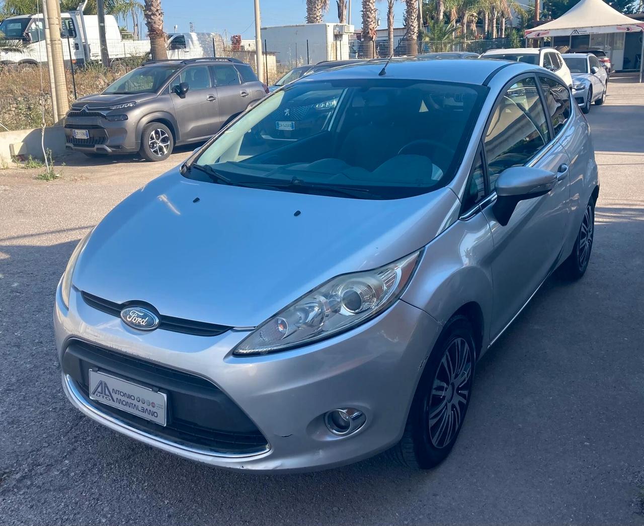Ford Fiesta 1.4 TDCi 68CV 3 porte Titanium