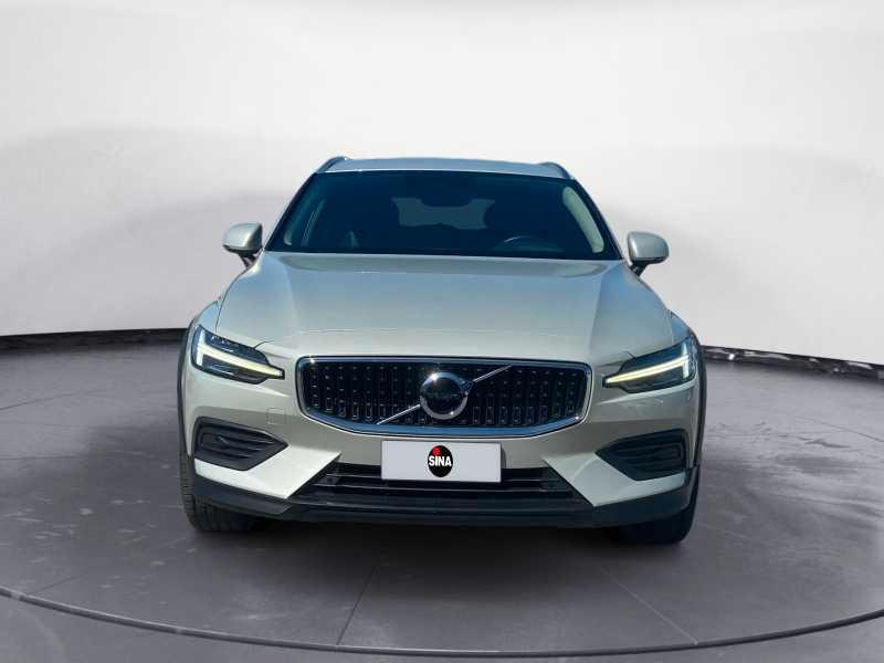 VOLVO V60 Cross Country 2.0 d4 Pro AwD GearTr.