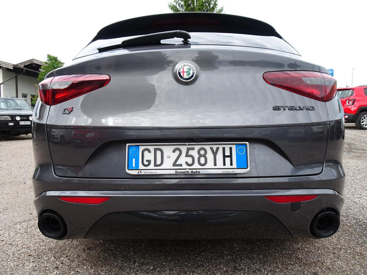 Alfa Romeo Stelvio 2.2 Turbodiesel 210 CV AT8 Q4 Veloce