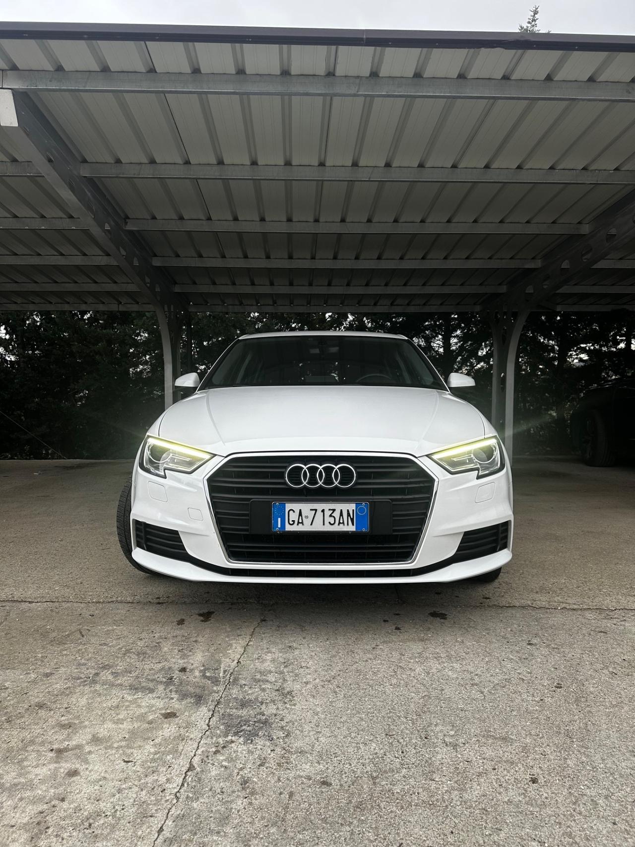 Audi A3 SPB 35 TDI S tronic Business