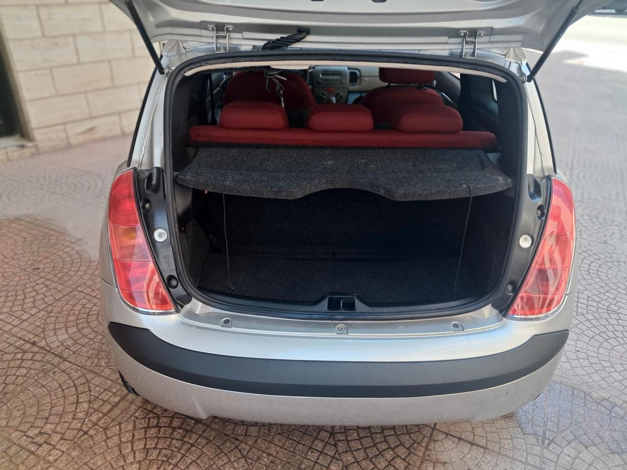 LANCIA YPSILON 1.2-NEOPATENTATI-UNIPRO-Euro3390