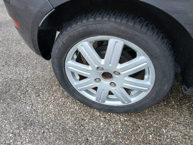 FORD Fiesta + 1.2 82CV 5 porte